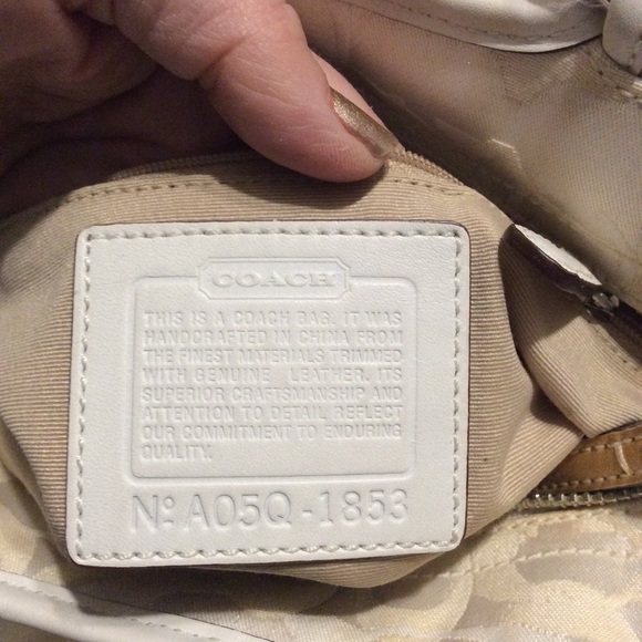 COACH White Signature C Tan Leather BAG Hangtag - Picture 8 of 10